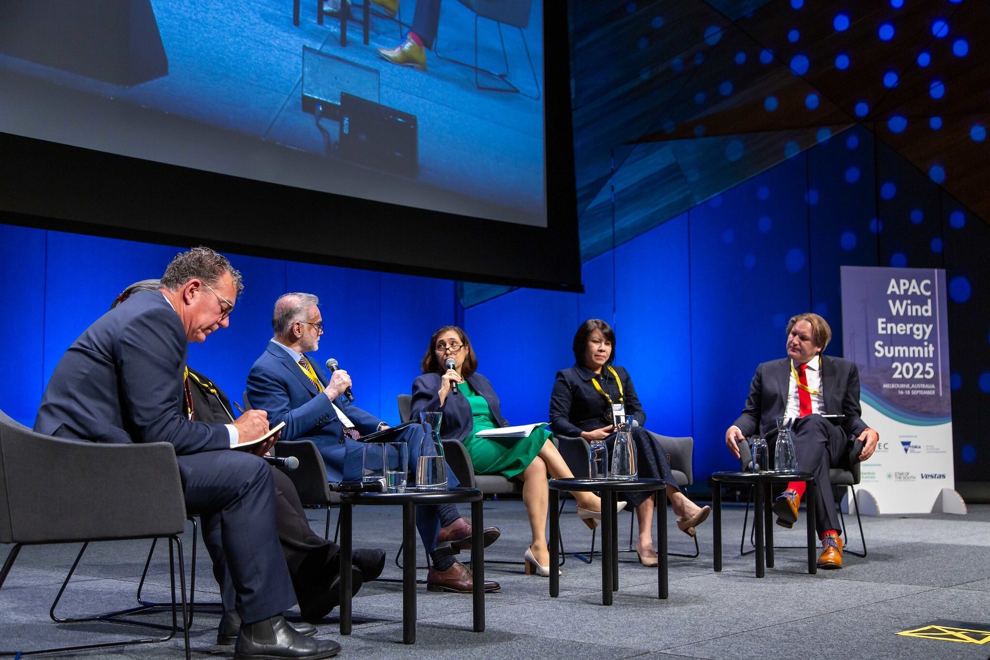 54806886113_2a3a69c799_k (1)