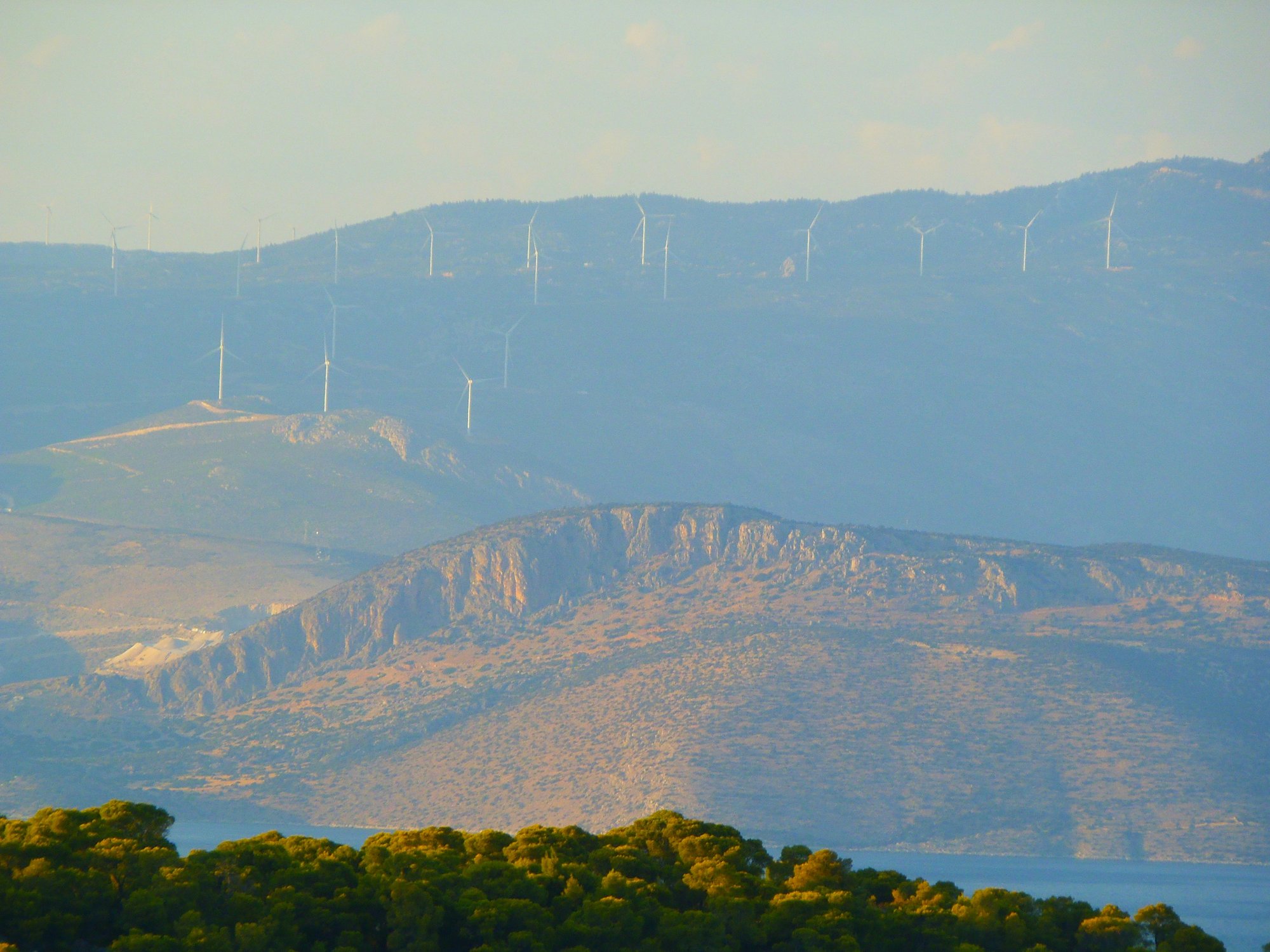 feri-tasos-xdP1fFRlABs-unsplash