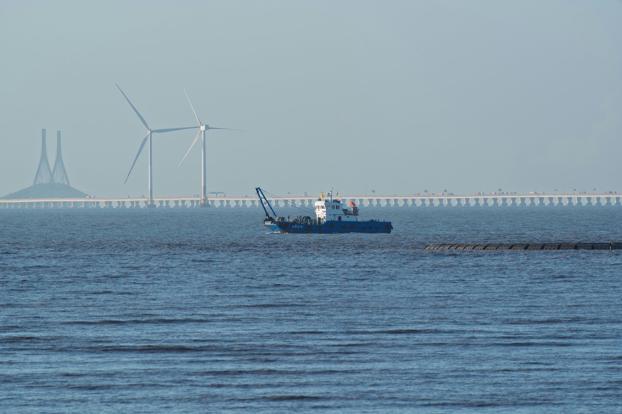 low-angle-yUzz3RGrx4g-unsplash